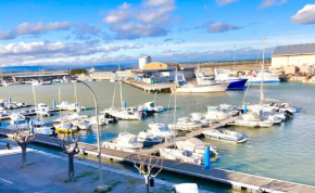 Port La Nouvelle: Vue sur Canal, Proche du Centre